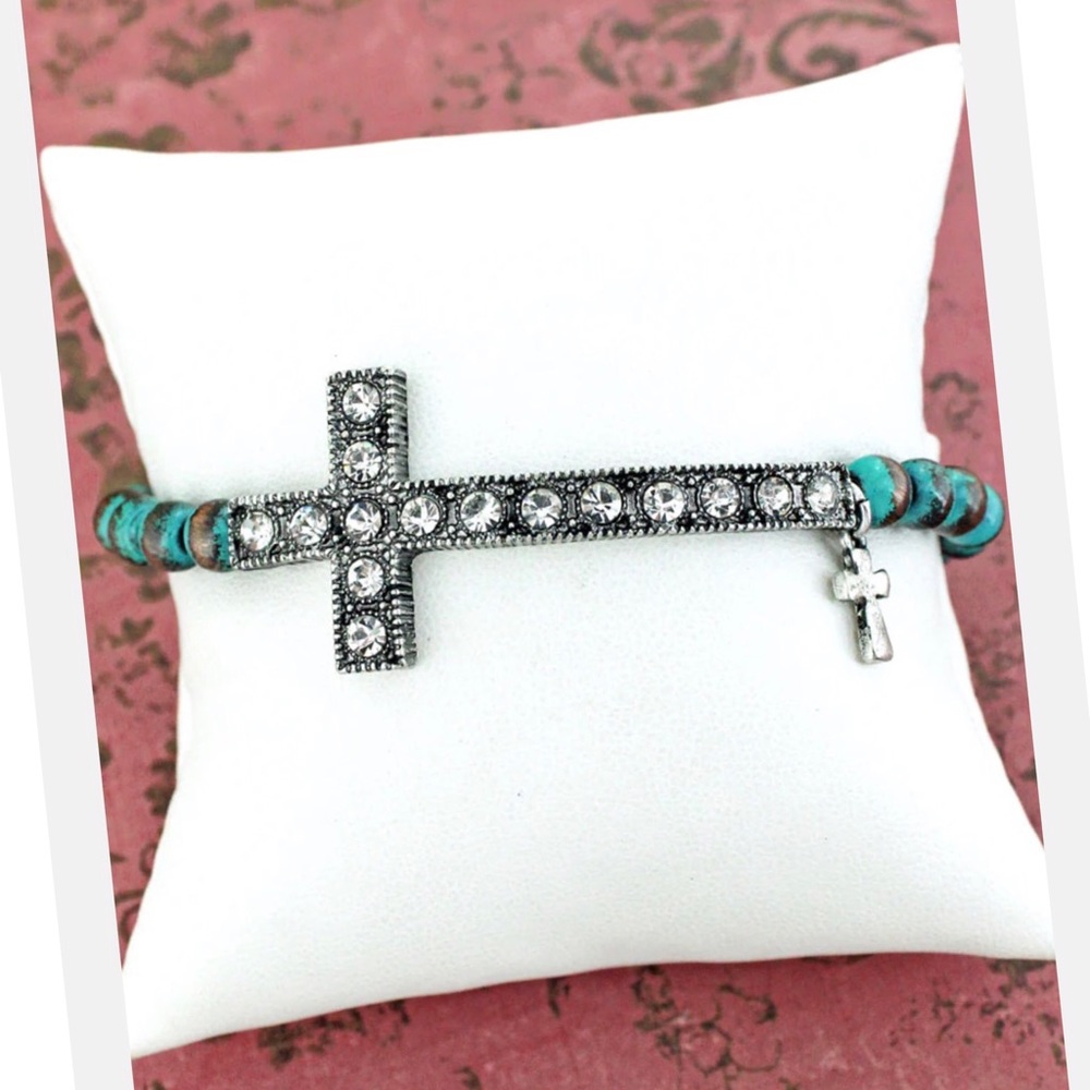 NEW Crystal Cross Patina Pearl Bracelet